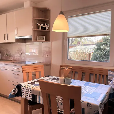 Waldhaus, Berliner Ring Ferienhaus