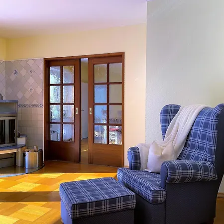 Waldhaus, Berliner Ring *