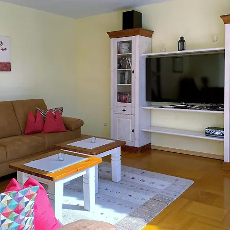 Waldhaus, Berliner Ring *